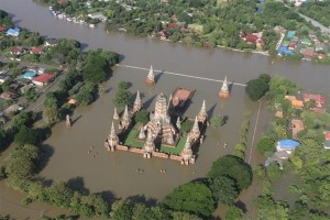 thai-floods_28102011_1